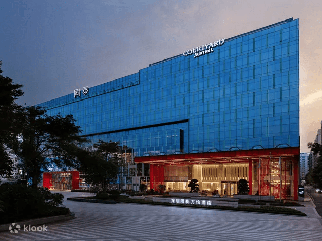 深圳泰万怡酒店位于宝安。 深圳泰万怡酒店位于宝安。