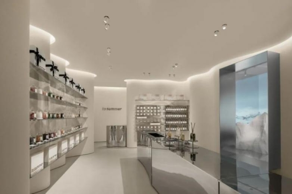 后疫情时代，广州居然开了家1000平米的全球首个快闪型束腰店