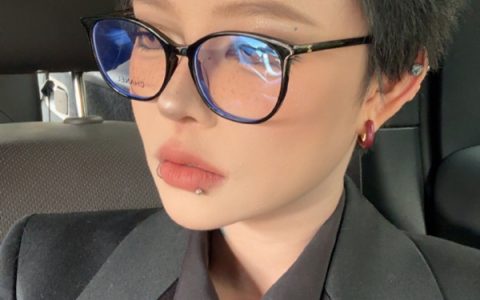 女网红顾茜茜多平台被禁言！曾自曝躺床上什么也没干一天收入30万 骂声越大赚得越多
