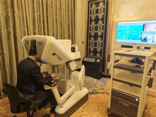 全球第一例！中国完成卫星超远程手术 拉萨-北京3000公里