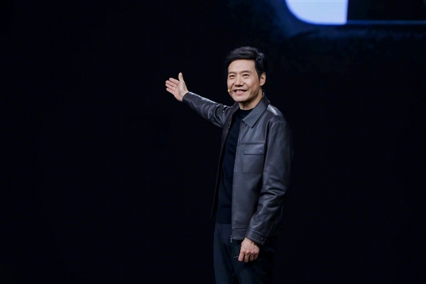 网友灵魂问题问懵雷军：雷总你在小米是做什么的 怎么进的小米