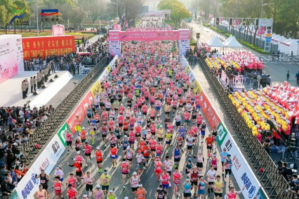 图片1.jpg 锡马画中跑,最是江南好!2025海澜之家无锡马拉松圆满落幕