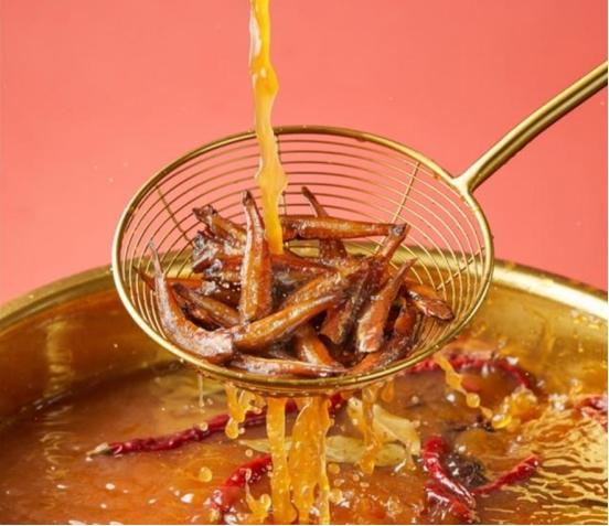 七年蝉联品类冠军，劲仔深海小鱼的全球化破局之路