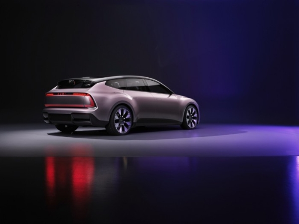 豪华轿车推荐：奥迪AUDI E，猎装美学与电动豪华的完美邂逅