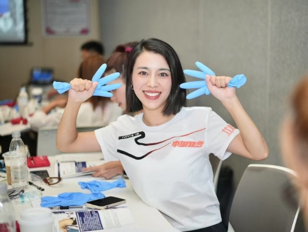 新锐青年与鸿星尔克,为何是天生一对?