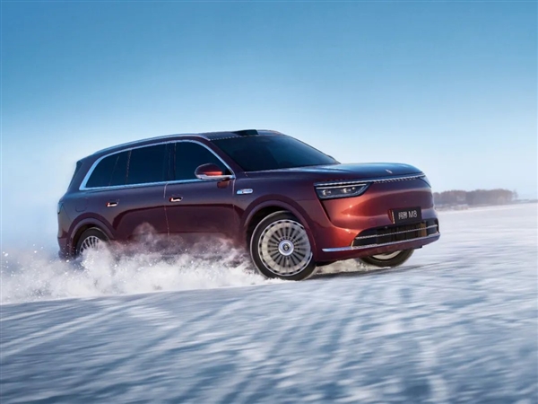 预售36.8万起 全新问界M8官图发布：大SUV杀手来了！