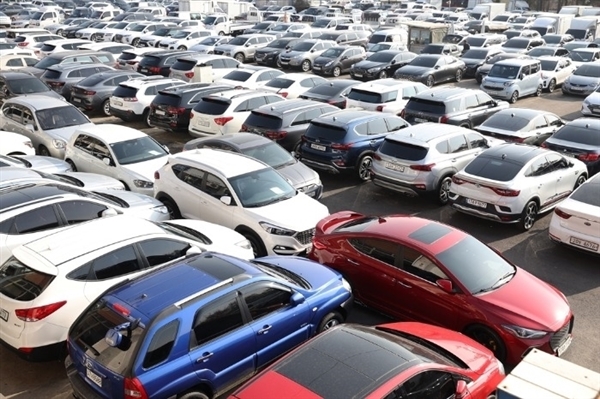 央视曝光一车评人恶意诋毁车企：被判侵犯名誉权 向车企赔偿道歉