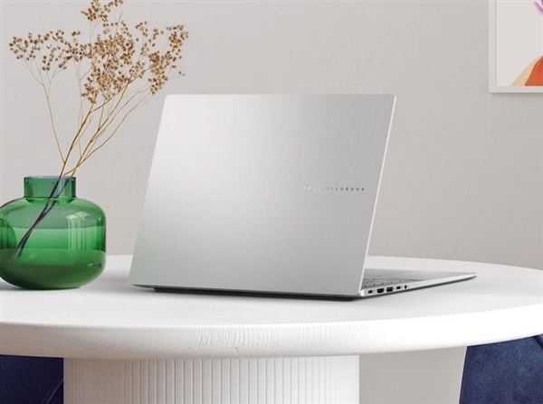 国补到手4479元起！华硕全新无畏Pro 2025轻薄本开卖：新酷睿、新锐龙