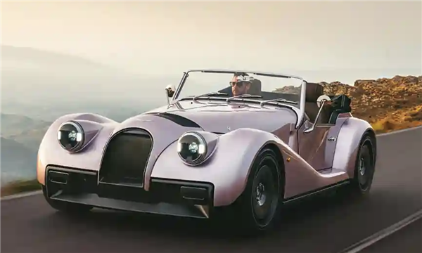 复古外壳+现代心脏！摩根旗舰跑车Supersport正式亮相