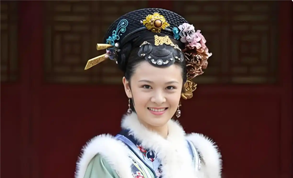 《甄嬛传》“曹贵人”直播被质疑售假包：近3月带货销售额破亿！