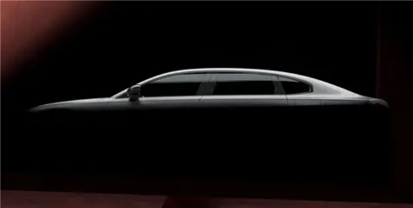 对标享界S9！沃尔沃旗舰轿车ES90曝光：700KM续航+350kW快充