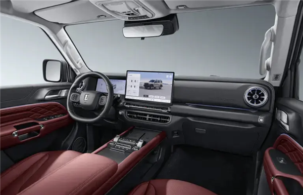 国产硬派越野扛把子！2025款坦克300 24小时订单突破4369台