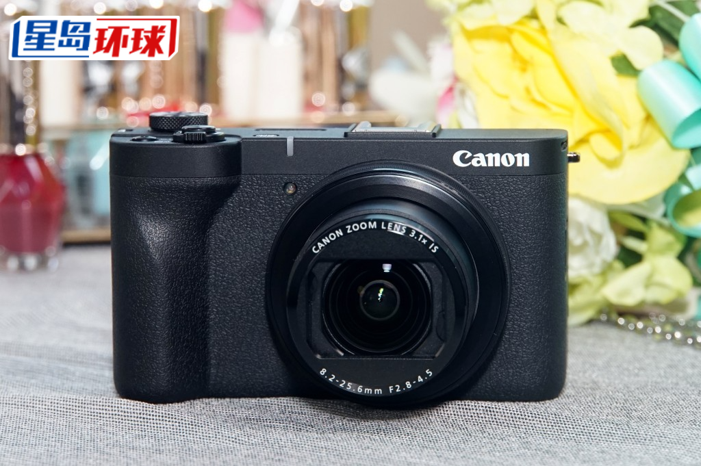 PowerShot V1外形有点昔日PowerShot G系列的影子，机身重量仅426g。