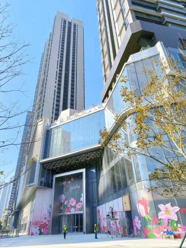 罗湖益田假日广场坐落于深圳罗湖核心区域