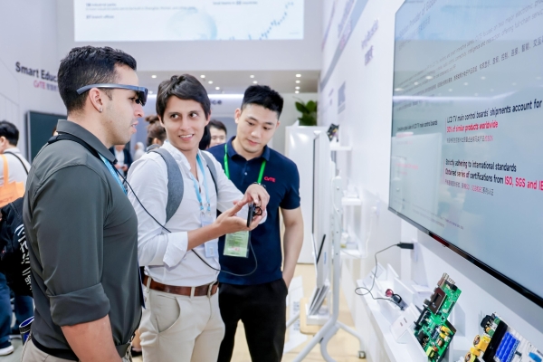 视源股份携新品亮相第137届广交会：从智能家电到家庭互动，用科技重塑生活