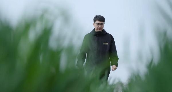 留学归来却返乡“务农”？质疑声太多，直到他干出过亿营收！4月17日爱采购《你好！厂长》第九期重磅上线！