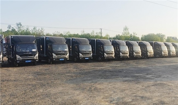  强强联手：奥铃速运轻卡批量交付顺丰速运