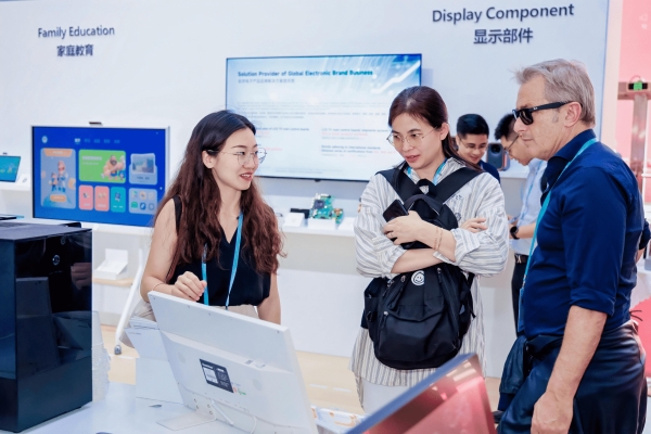 视源股份携新品亮相第137届广交会：从智能家电到家庭互动，用科技重塑生活