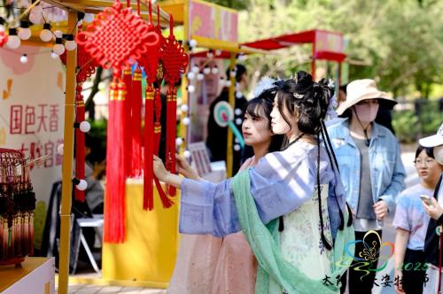 《太阳宫天姿牡丹节丨百年牡丹携珍品，限时共绽十日芳》 