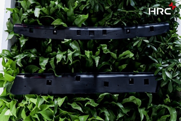 以材料点亮出行科技，HRC携先进复材产品矩阵耀动2025上海车展