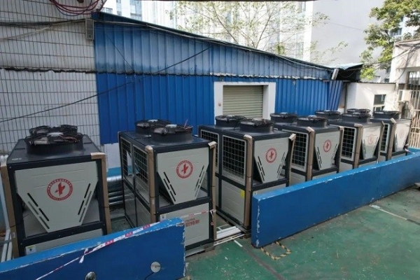 日供2200吨热水，中广欧特斯空气能助力恒温游泳馆实现四季畅游