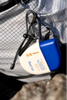 近300亿的防晒市场中，新锐品牌奥札正用“科技创新”改写游戏规则