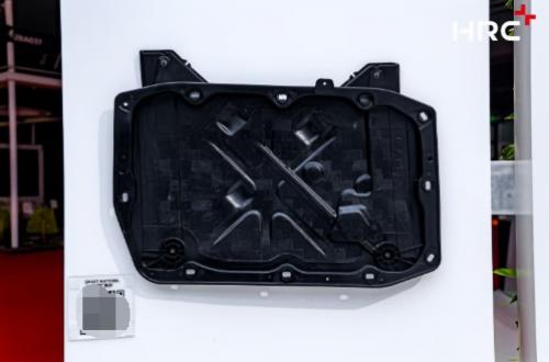 以材料点亮出行科技，HRC携先进复材产品矩阵耀动2025上海车展