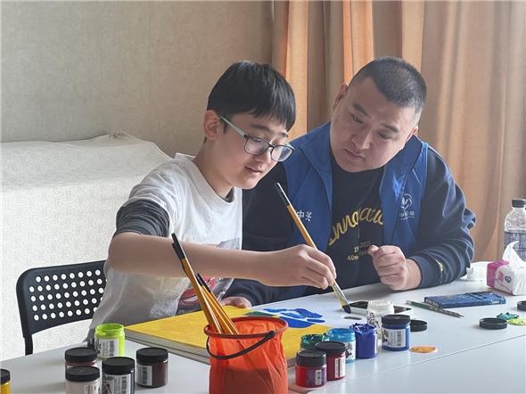 世界自闭症日：中兴努比亚手机全系上线自闭症儿童画作壁纸