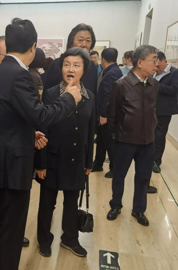 如东书画作品晋京展亮相中国美术馆