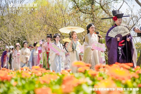 探索民企高质量发展路径，“路在脚下·戈峻2025谷雨演讲”圆满落幕