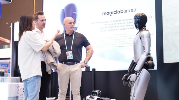 全球顶级买家的共同选择 魔法原子机器人获市场热捧