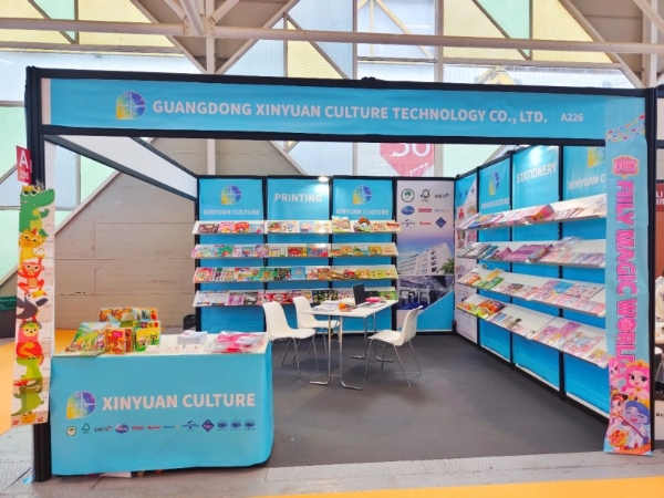 在意大利博洛尼亚童书展遇见小马菲莉