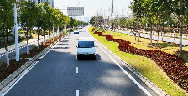 福田卡文乐福：解锁城配“新玩法”，女司机百公里场景实测 