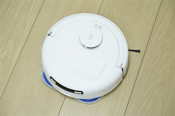 28.6cm超迷你！科沃斯地宝mini扫地机器人图赏