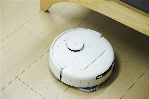 28.6cm超迷你！科沃斯地宝mini扫地机器人图赏