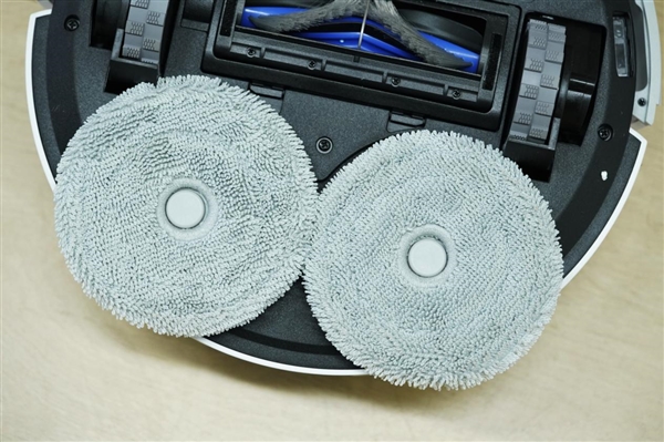 28.6cm超迷你！科沃斯地宝mini扫地机器人图赏