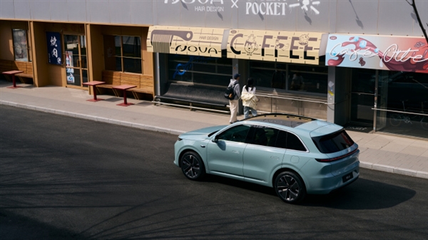 理想L6智驾焕新版推新配色！李想本人在线征名：你认为叫什么好