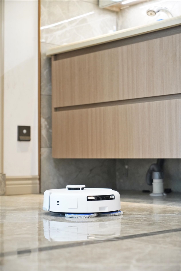 28.6cm超迷你！科沃斯地宝mini扫地机器人图赏