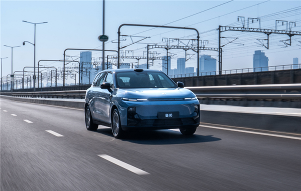 9.98万起 零跑全新纯电SUV B10上市：起步就是510公里续航