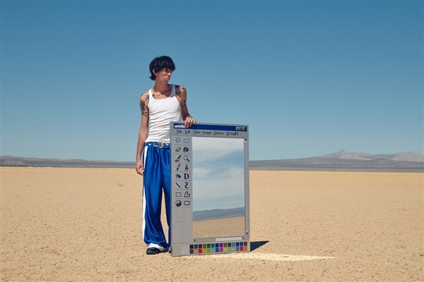 文创公司推Windows 95经典“画图”挂镜：卖到2880元不便宜