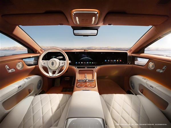 海外车媒：华为新款超豪华轿车足以与劳斯莱斯一较高下