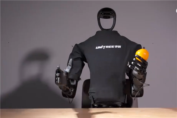 宇树科技发布Dex5灵巧手：单手20自由度 94个灵敏触点