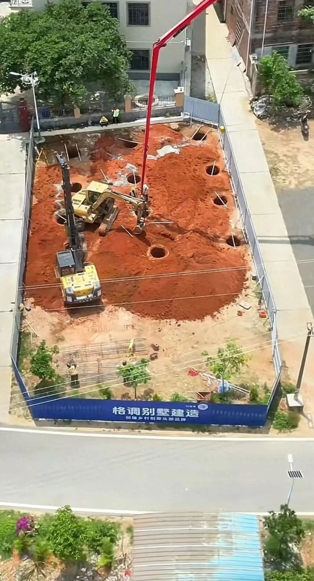 施工方称给全红婵家盖房是荣誉 施工方用 “铝模板黑科技” 盖房