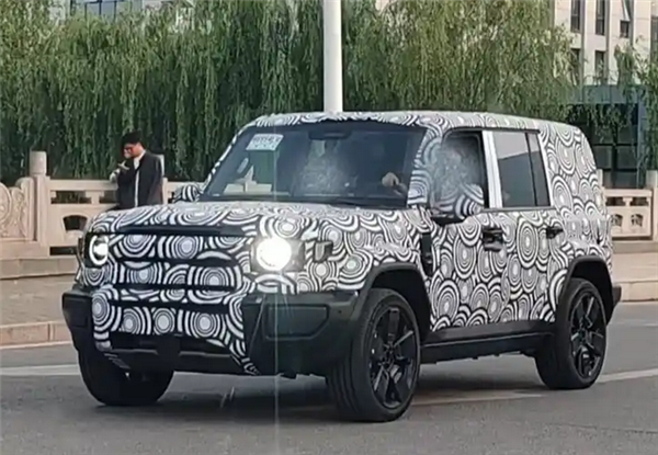 iCAR V27正式露面！网友评价：“国民版大G”、“新能源陆巡”