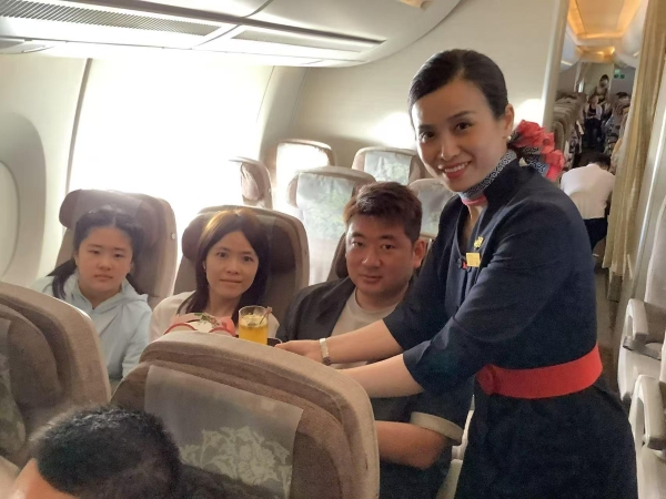 图片2.png 创历史新高! 东航“五一”假期运输旅客217.3万人次 同比增长16.1%