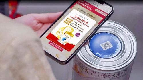 全链检测+全程溯源，金领冠打造看得见的安心品质