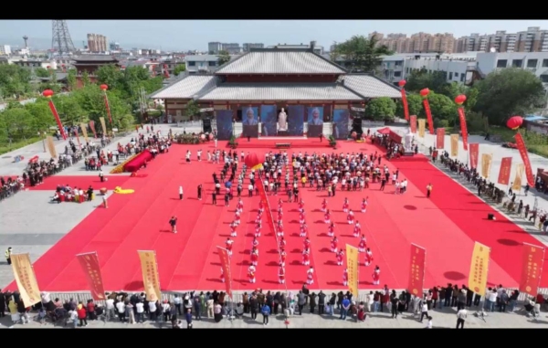  AI赋能文旅新生态：朝歌首发比干数字生命体，淇县开启“AI+文旅”新时代