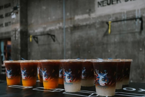  都说年轻人用咖啡“续命”，原来是这么续的？