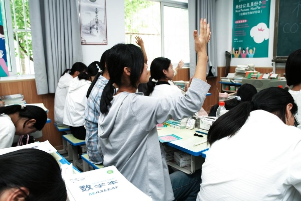  从“她需要”到“她设计” 奈丝公主重磅新品抑菌棉纱卫生巾发布