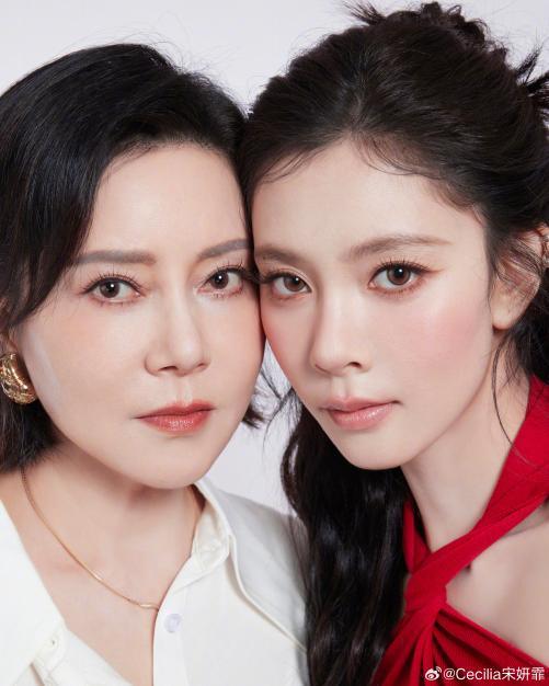 微博2025母亲节活动圆满收官，打造节日热议场！ 